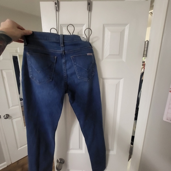 Hudson designer jeans size 26 Natalie- skinny true blue stretch, mid low rise - Picture 4 of 6